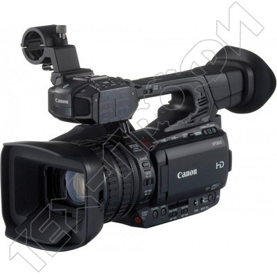  Canon XF200